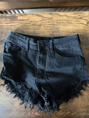 KanCan Black Frayed Hem Denim Shorts Sz 25